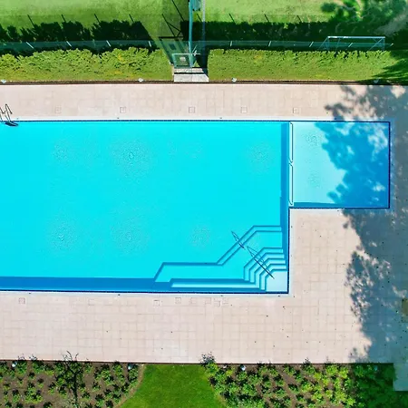 Apartment Mgh Family - Acquarius Lake Front *