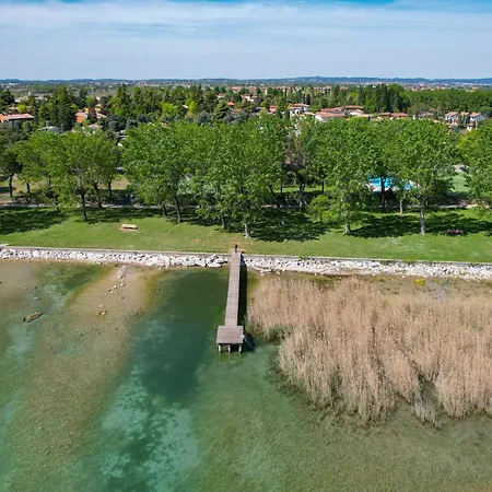 Mgh Family - Acquarius Lake Front Apartment Sirmione